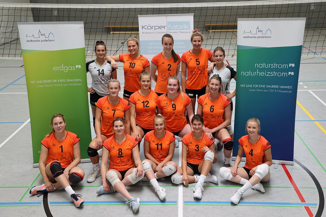 Volleyball Team VoR Paderborn in der Turnhalle